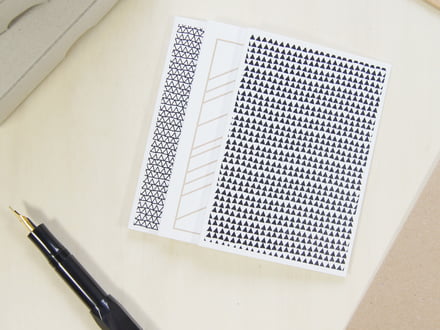 Karte bringt mit der Shaking Through Grußkarte drei ausgefallene Designs auf edles 300g Papier