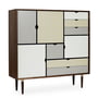 Andersen Furniture - S3 Kommode, Walnuss geölt/ Fronten silver (silber weiß), doeskin (beige), iron (metallgrau)