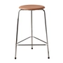 Fritz Hansen - High Dot Barhocker H 65 cm, Leder walnuss / Untergestell Chrom