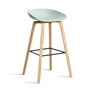 HAY - About A Stool AAS 32 H 75 cm, Eiche lackiert / Stahl schwarz / dusty mint 2.0 (Kunststoffgleiter)