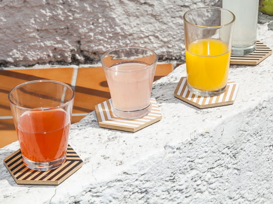 Moderne Glasuntersetzer von Areaware in 3D-Optik. Design-Untersetzer für Gläser und Tassen - genießen Sie Ihre Drinks ohne an Verschmutzungen und Kratzer denken zu müssen. 