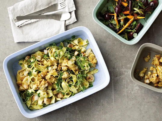 Rig-Tig by Stelton - Cook & Serve Auflaufform, blau (3er-Set) - Situationsbild