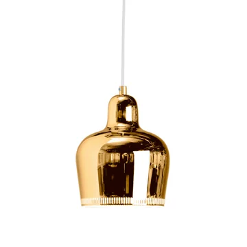 Die A 330S Golden Bell Pendelleuchte von Artek, messing
