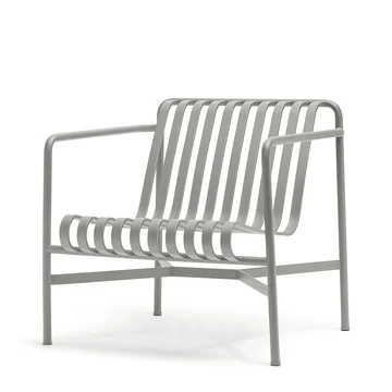 Der Palissade Lounge Chair Low in hellgrau