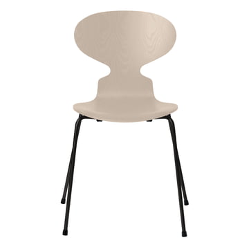 Ameise Stuhl von Fritz Hansen in Esche light beige gefärbt / Gestell schwarz