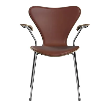 Fritz Hansen - Serie 7, Stuhl mit Armlehnen, Leder kastanienbraun / Gestell Chrome 