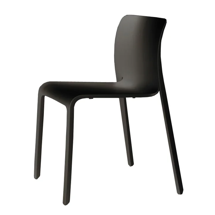 Chair First von Magis in schwarz