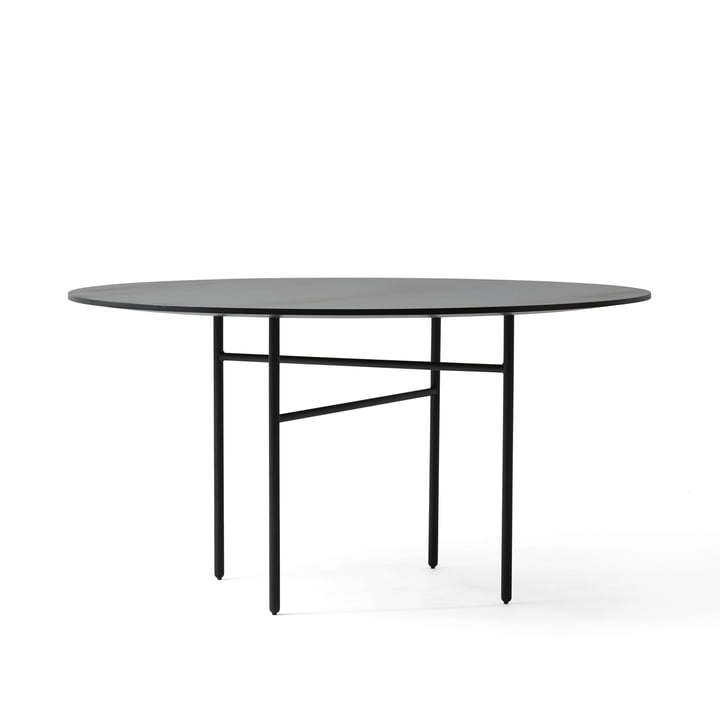Snaregade Tisch Ø 140 cm von Audo in Schwarz furniert