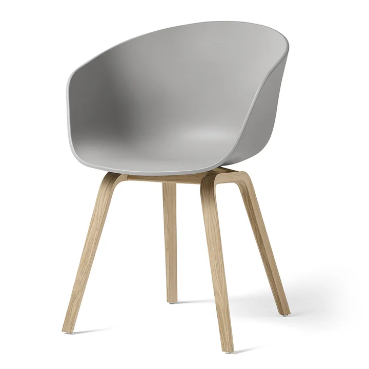About A Chair AAC 22 von HAY in Eiche matt lackiert / concrete grey
