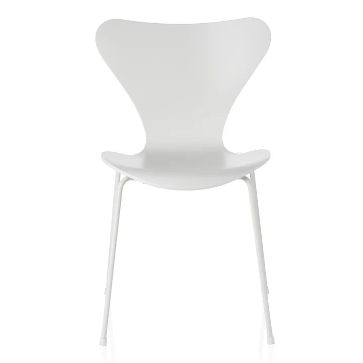 Fritz Hansen - Serie 7 Stuhl, Monochrom Esche weiß lackiert, 46.5 cm