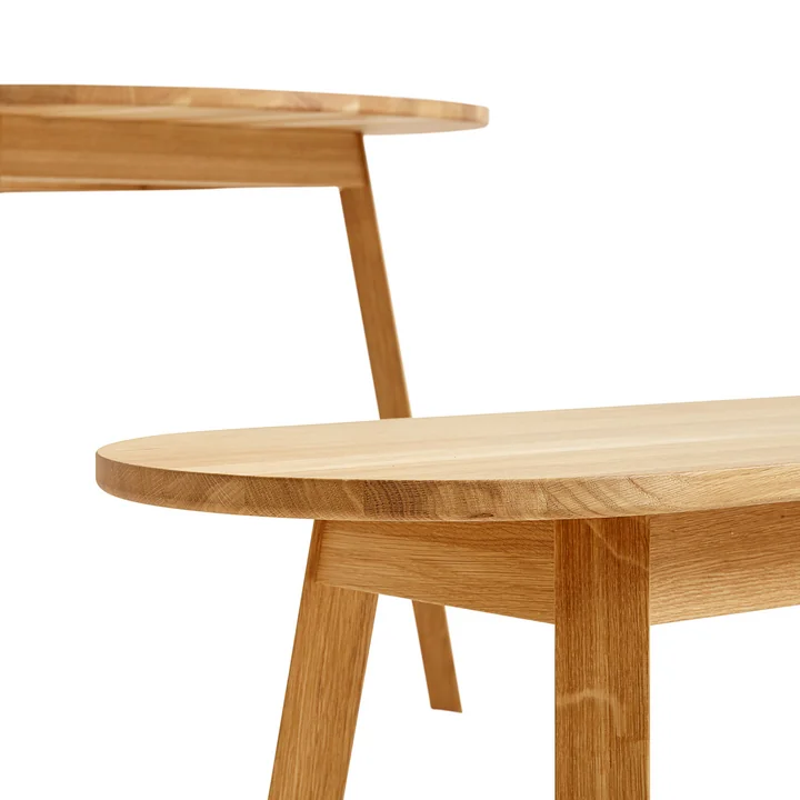 Triangle Leg Esstisch und Bank von HAY in Eiche geölt