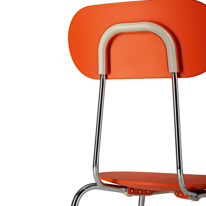 Mariolina Stuhl von Magis in orange