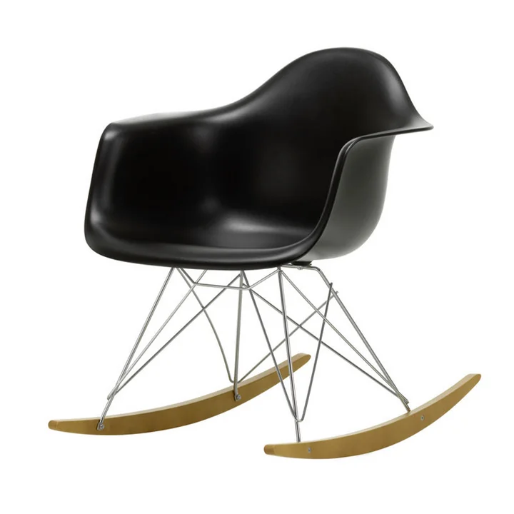 Eames Plastic Armchair RAR von Vitra in Ahorn gelblich / Chrom / tiefschwarz