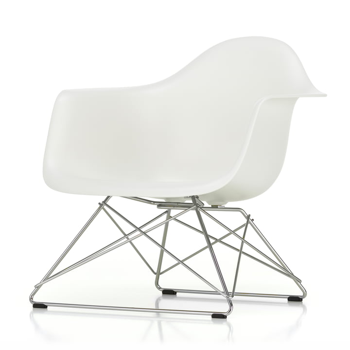 Eames Plastic Armchair LAR von Vitra in verchromt / weiß