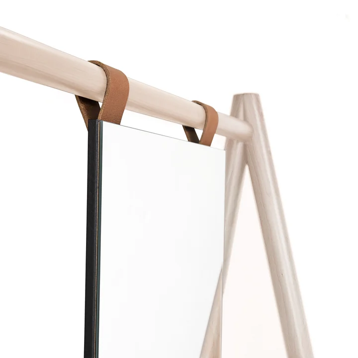 Der Hongi Spiegel von Karup Design