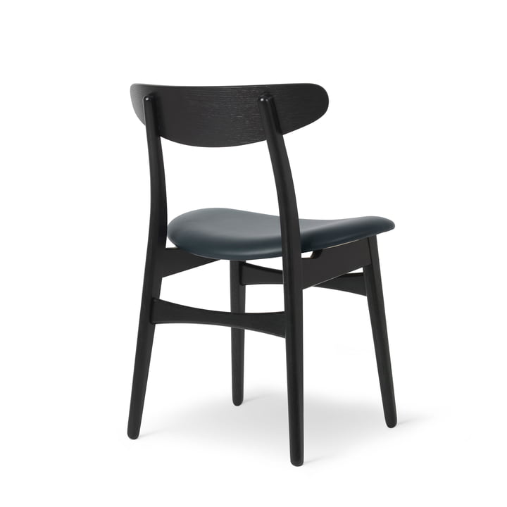 CH30P Stuhl von Carl Hansen von hinten