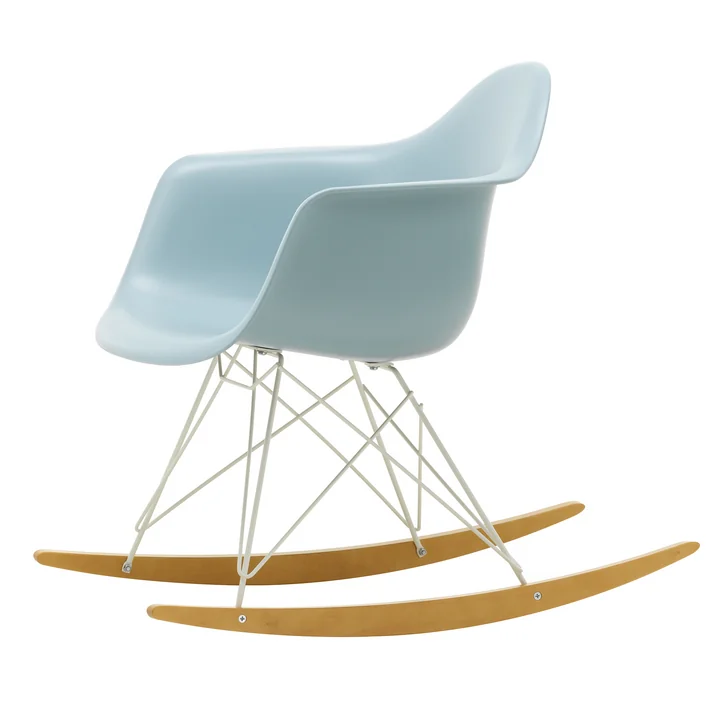 Eames Plastic Armchair RAR von Vitra in Ahorn gelblich / weiß / eisgrau