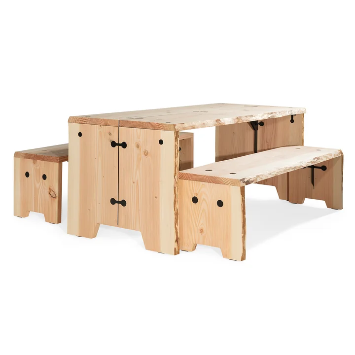 Die Forestry Gartenmöbel von Weltevree mit natürlicher Rinde und Formen