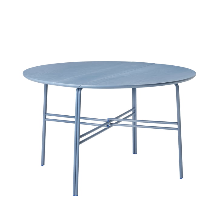 Der Oda Tisch von Broste Copenhagen in blau, Ø 120 cm