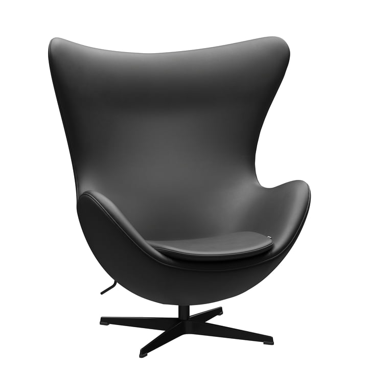 Der Egg Chair von Fritz Hansen, schwarz / Essential Leder schwarz