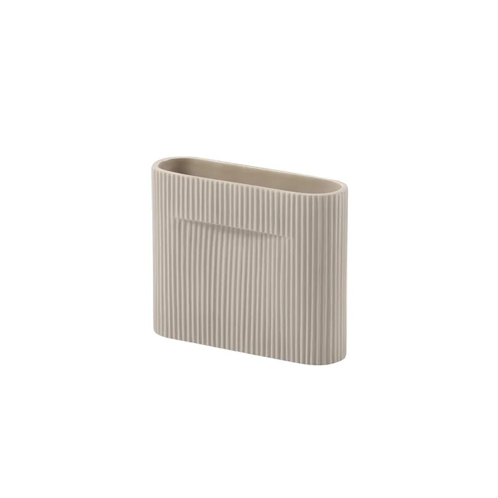 Ridge Vase H 16,5 cm von Muuto in beige