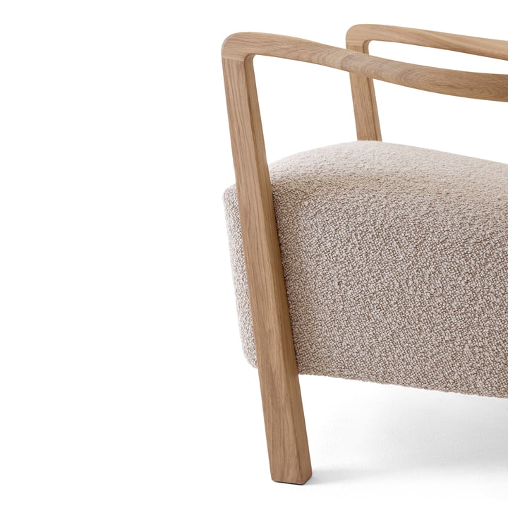 Loungechair mit stylischem Holzrahmen