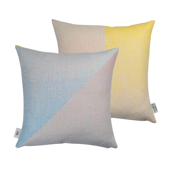Portør Kissen 50 x 50 cm von Røros Tweed in pastell