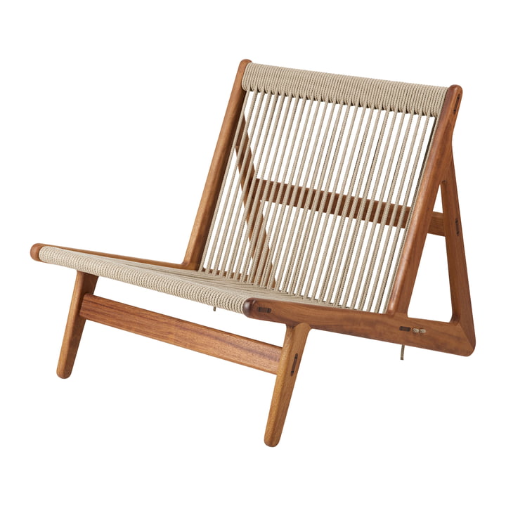 MR01 Outdoor Lounge Stuhl von Gubi in der Ausführung Iroko natur / Sunfire Melange beige sand