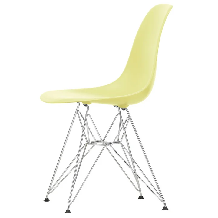 Eames Plastic Side Chair von Vitra
