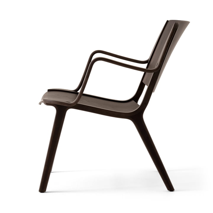 AX Lounge Chair mit Armlehnen HM11, Eiche dunkel gebeizt von &Tradition