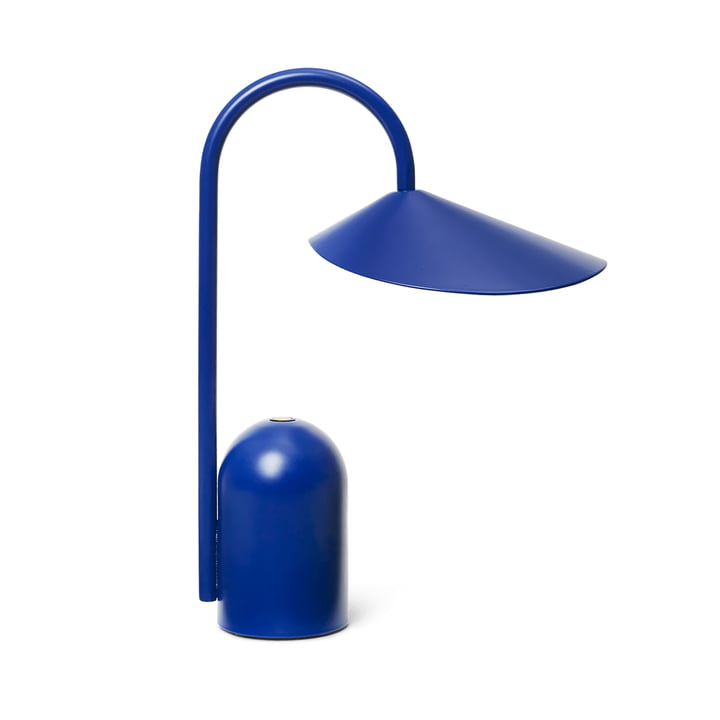 Arum Akku LED-Tischleuchte, hellblau von ferm Living