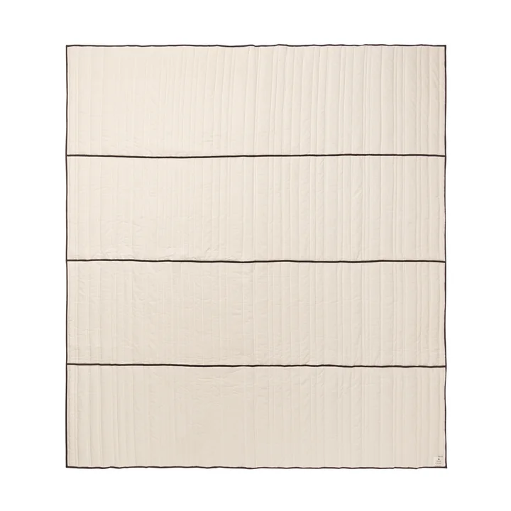 Ferm Living - Vari Tagesdecke, gesteppt, 260 x 230 cm, natur / dunkle schokolade