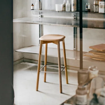 Soft Edge 32 High Hocker von HAY
