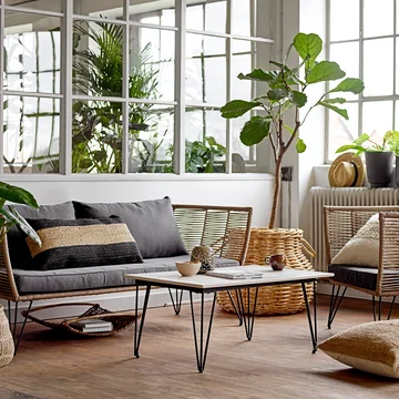 Der Mundo Coffee Table von Bloomingville im stilvoll eingerichteten Wohnzimmer