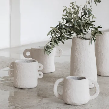 Earth Blumentopf von Serax in der Farbe beige