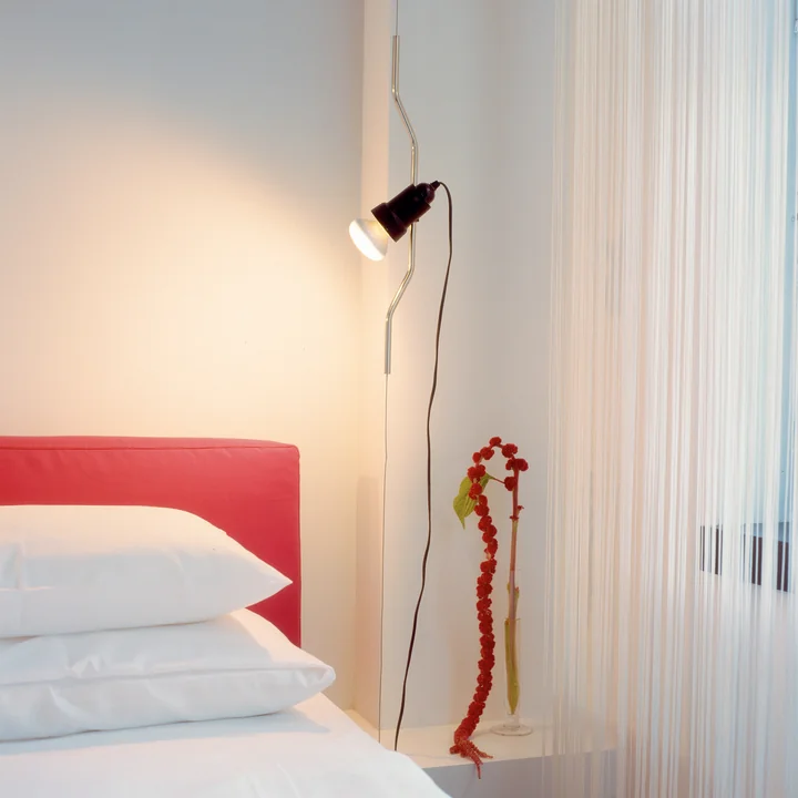 Parentesi Pendel- und Stehleuchte