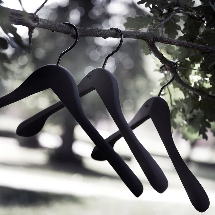 HAY - Soft Coat Kleiderbügel Set in schwarz