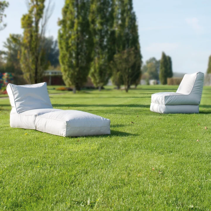 Liege und Sessel für den Außenbereich