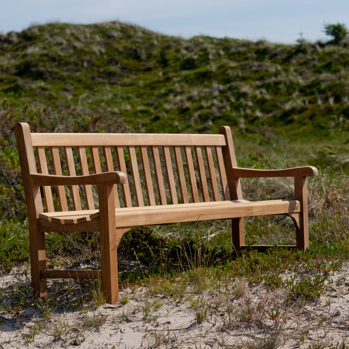 Die England Bank 180 von Skagerak in einer hügeligen Landschaft