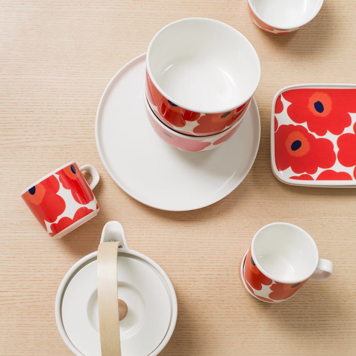 Oiva Unikko Schale von Marimekko in Weiß und Rot