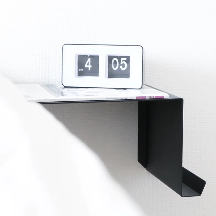 Bedside Table rechts von Nichba Design in Schwarz