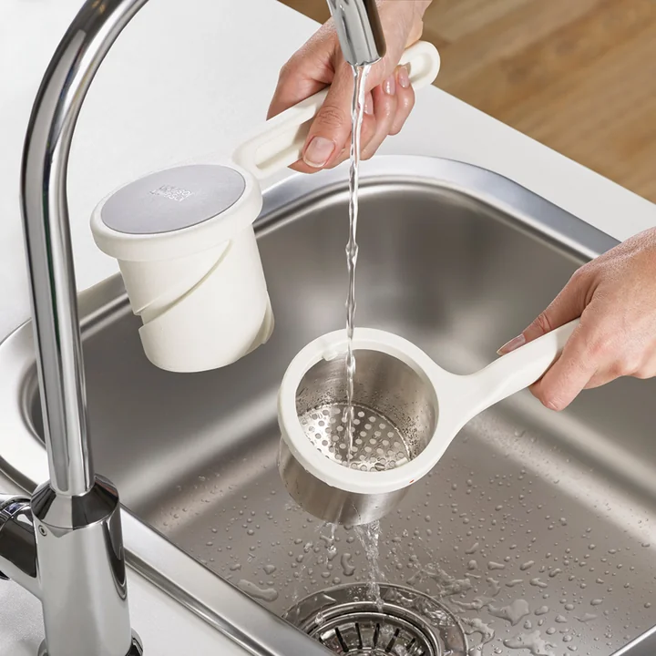 Helix Kartoffelpresse von Joseph Joseph