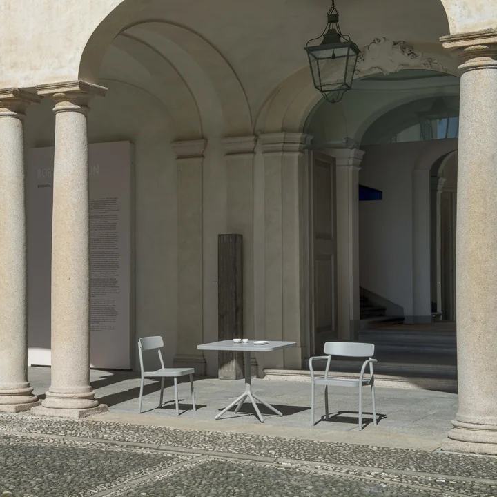 Emu - Grace Serie Bistrotisch und Stuhl