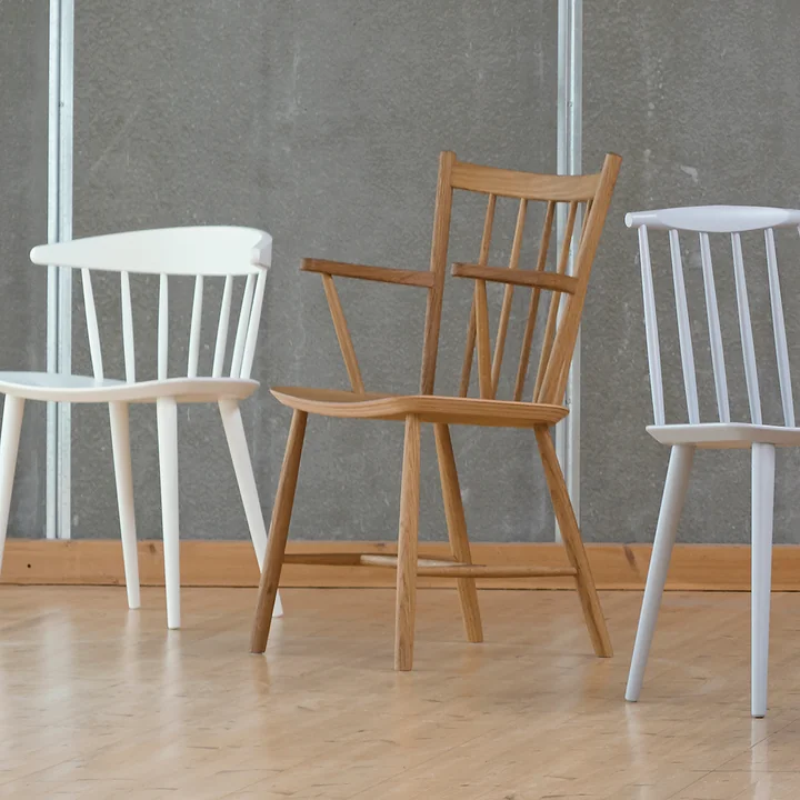 J42 Armlehnstuhl von HAY in Eiche geölt