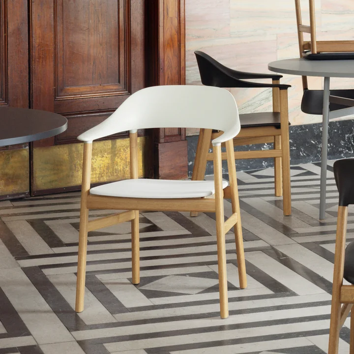 Der Normann Copenhagen - Herit Armlehnstuhl, Eiche / weiß