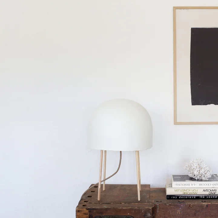 Die Foscarini - Kurage Tischleuchte bei Pepper Schmidt vom Blog Heimatbaum