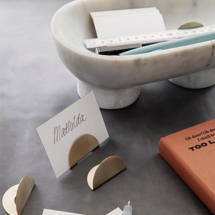 Alza Schale von ferm Living in Marmor weiß