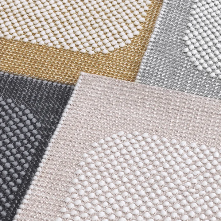Pebble Teppich von Muuto in verschiedenen Farbe