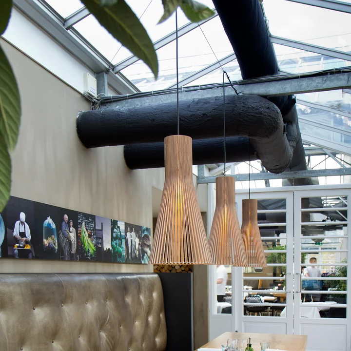 Secto 4200 Pendelleuchte Ø 30 x H 68 cm von Secto aus Birkenholz