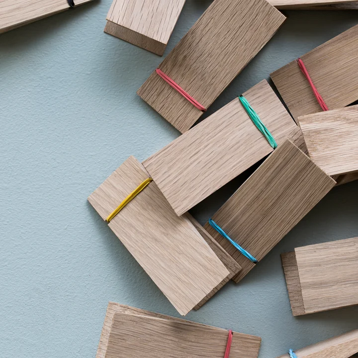 Pinch Deko-Klammer von Moebe in Eiche